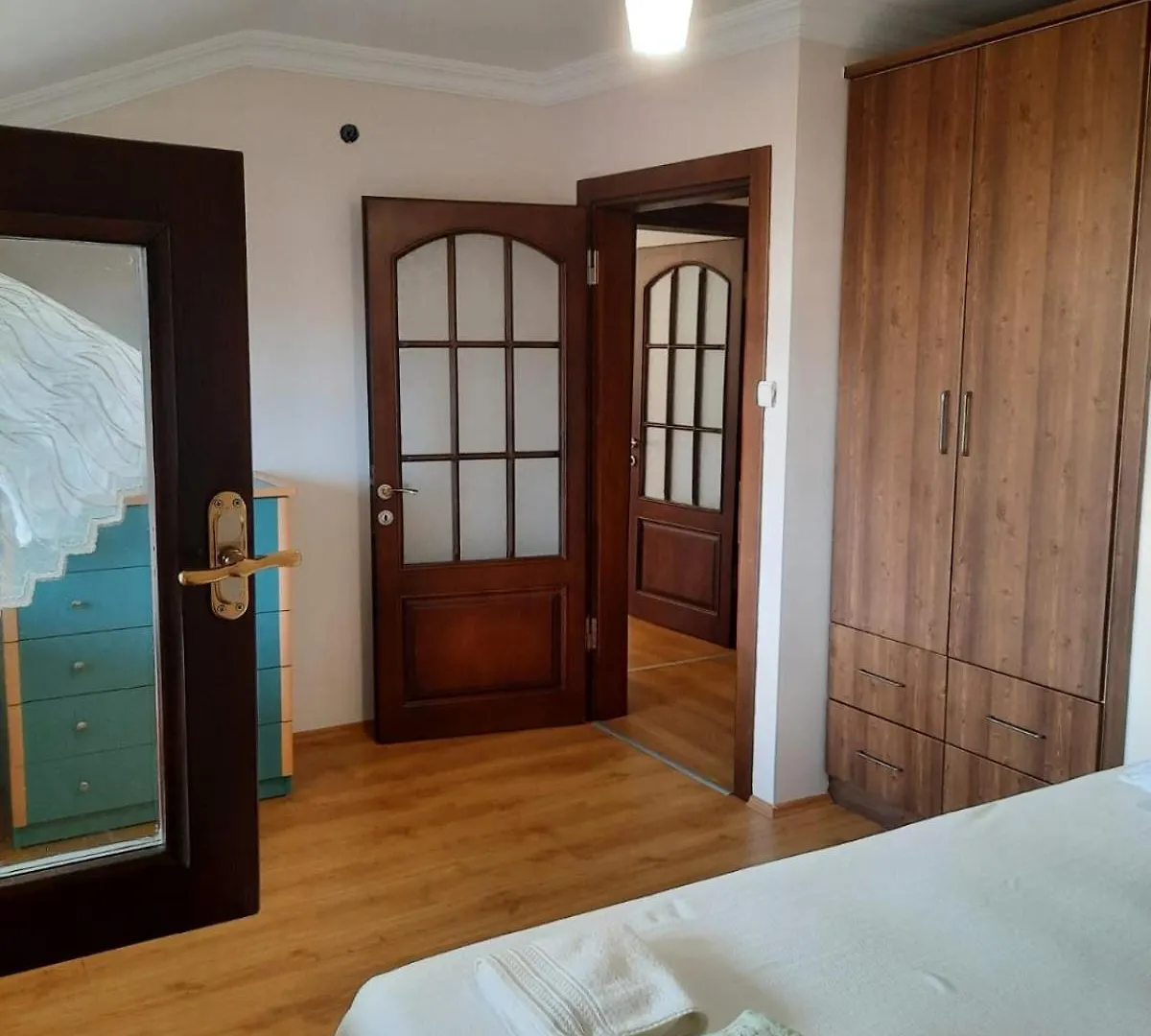 Deniz Manzarali Teras Cati Kati Apartment Trabzon